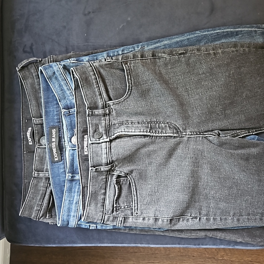 Express Super High Rise Jegging Mom Jeans 6